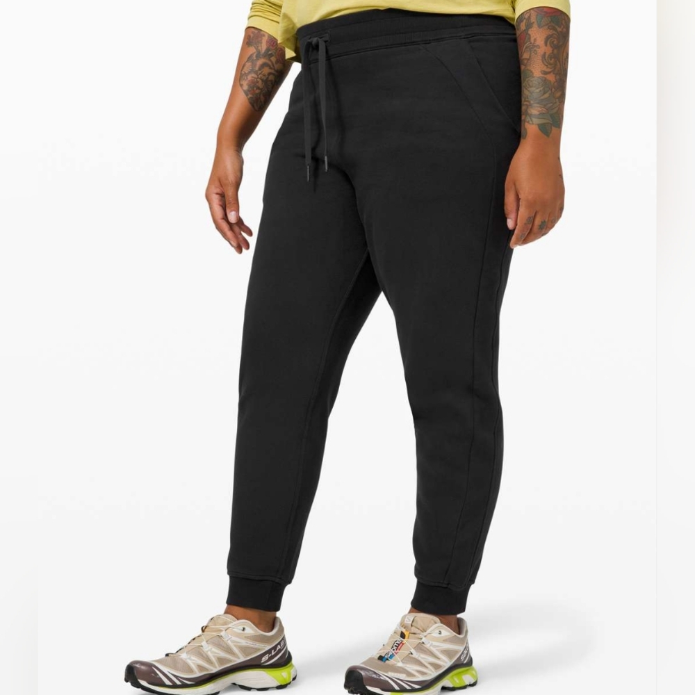 Lululemon Scuba Jogger Black Women’s Size‎ 12